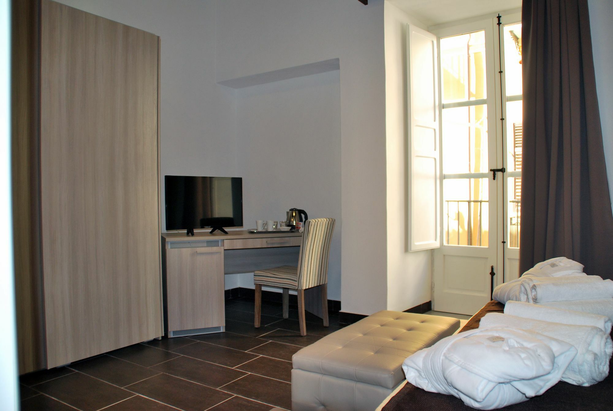 Casasicilia Carlo V Hotel ปาแลร์โม ภายนอก รูปภาพ